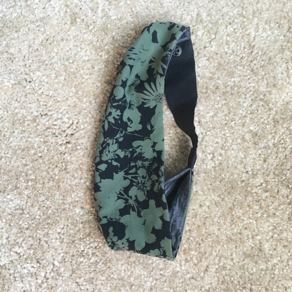 Lululemon headband
